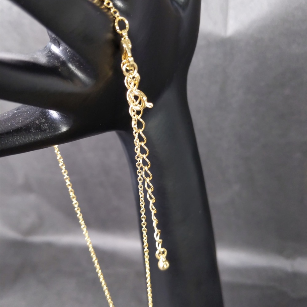 2z👯♀️Host Pick⚡️Gold Tone Necklace & Earring Set - Picture 5 of 9